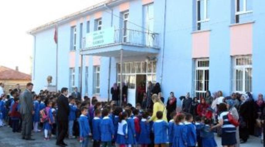 Yunak&rsquo;ta 2014-2015 Eğitim &Ouml;ğretim Yılı Başladı