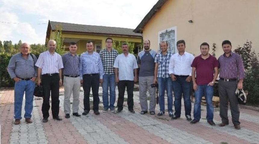 Yozgat Eczacılar Odası Genel Sekreteri Eczacı H&uuml;seyin Alp Doğan Basın Mensupları Piknikte Bir Araya Geldi