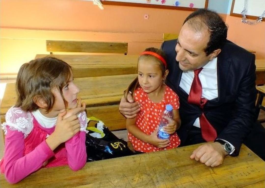 &Ccedil;iftci Ve Soğanda&rsquo;dan Okul Ziyareti