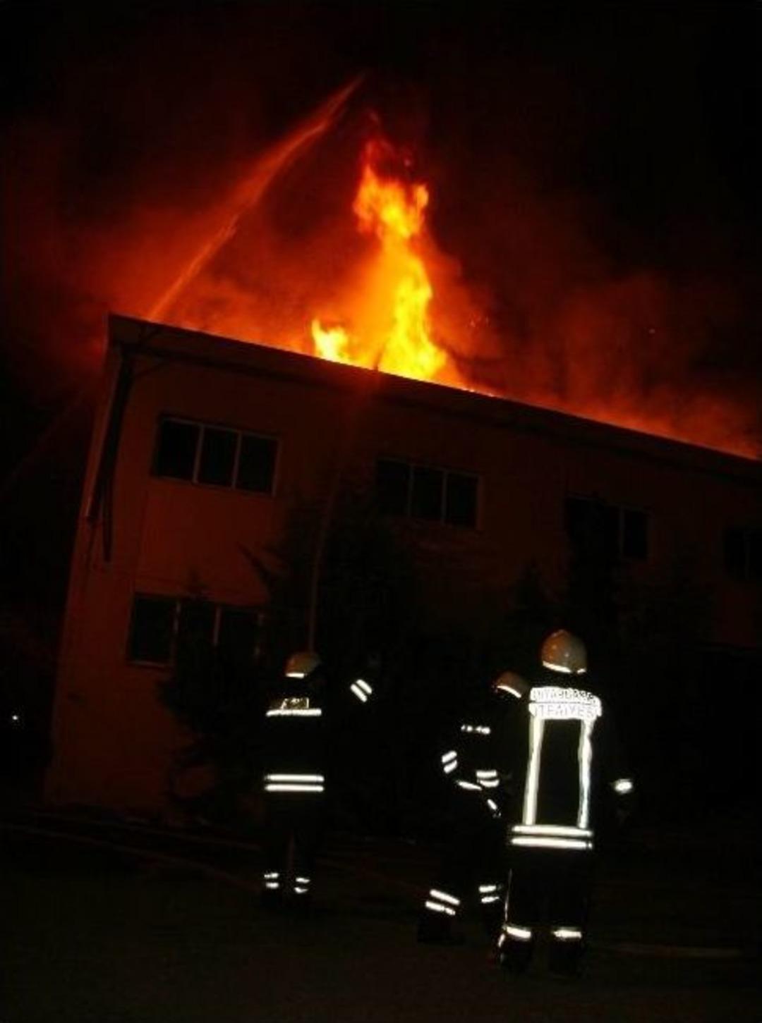Diyarbakır&rsquo;da Okul Yangını
