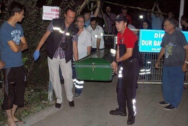 Yaşlı Kadın Trenin Altında Kalarak Can Verdi 1