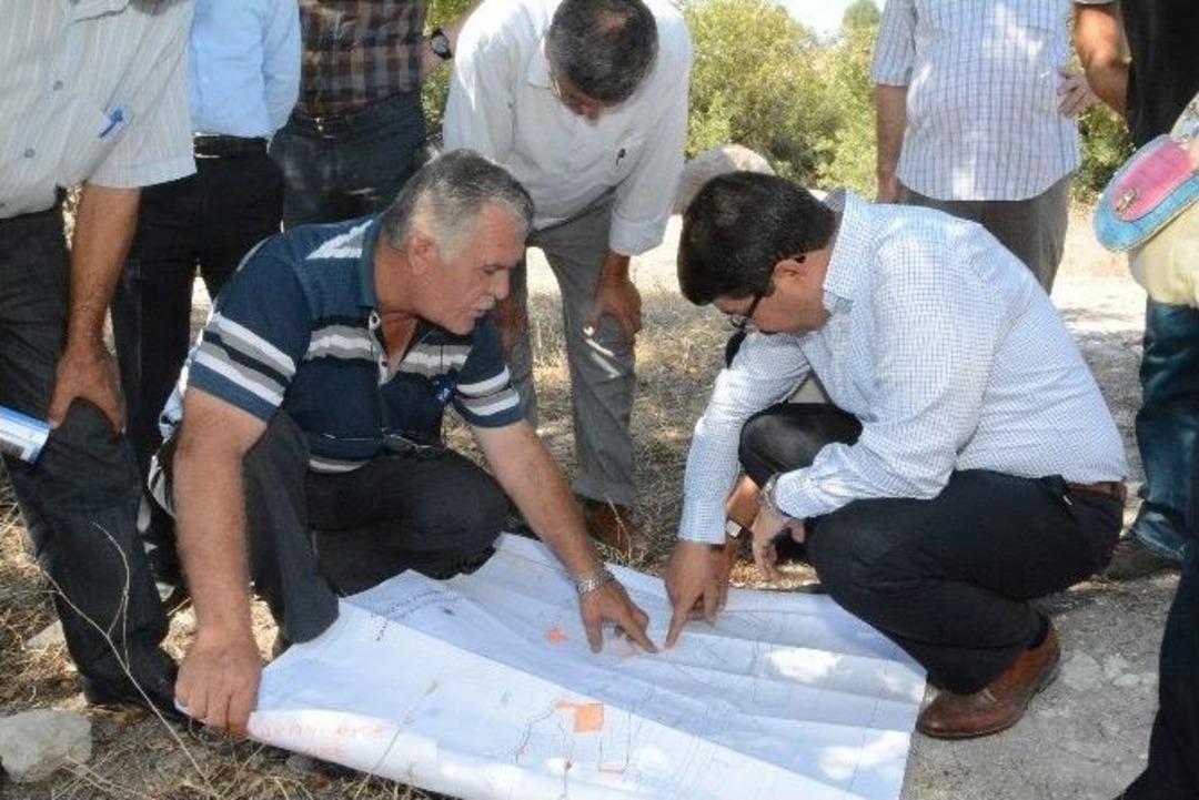Başkan &Ccedil;elik K&ouml;yden Mahalleye D&ouml;n&uuml;şen Yerleşim Yerlerinde İncelemede Bulundu