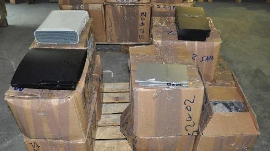 Kapıkule&rsquo;de Oyun Konsolu, Elektronik Devre Ve Oto Par&ccedil;ası Ele Ge&ccedil;irildi