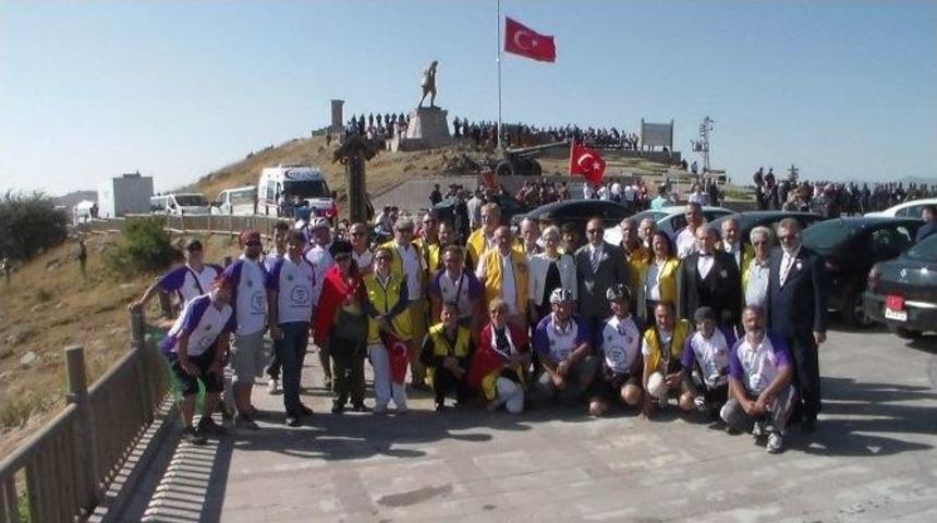 "b&uuml;y&uuml;k Taarruz"u Pedal Basarak Kutladılar