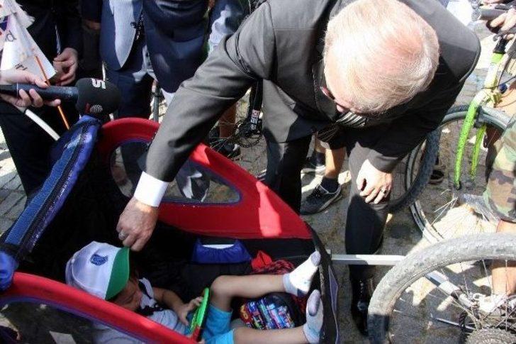 Dedeler Ve Torunlar 520 Kilometre Pedal Çeviriyor G1