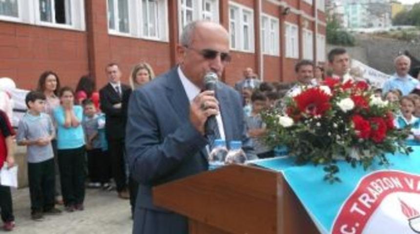 Trabzon Milli Eğitim M&uuml;d&uuml;r&uuml; Hızır Aktaş&rsquo;tan Yeni Eğitim &Ouml;ğretim Yılında Velilere Ve &Ouml;ğrencilere Mesaj