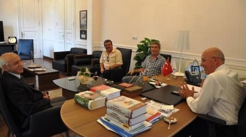 S&uuml;leymanpaşa Belediye Başkanı Ekrem Eşkinat; &ldquo;tekirdağ Spor&rsquo;un 3. Lig&rsquo;e &Ccedil;ıkacağından Eminim&rdquo;