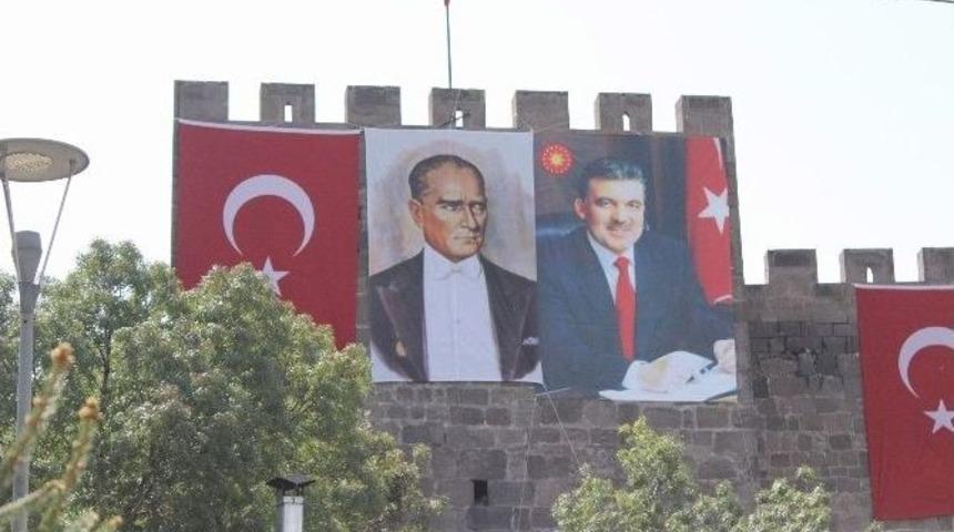 Kayseri Abdullah G&uuml;l&rsquo;&uuml; Bekliyor