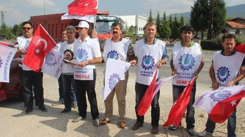 Sendikaya &Uuml;ye Oldukları İ&ccedil;in İşten &Ccedil;ıkarıldılar İddiası