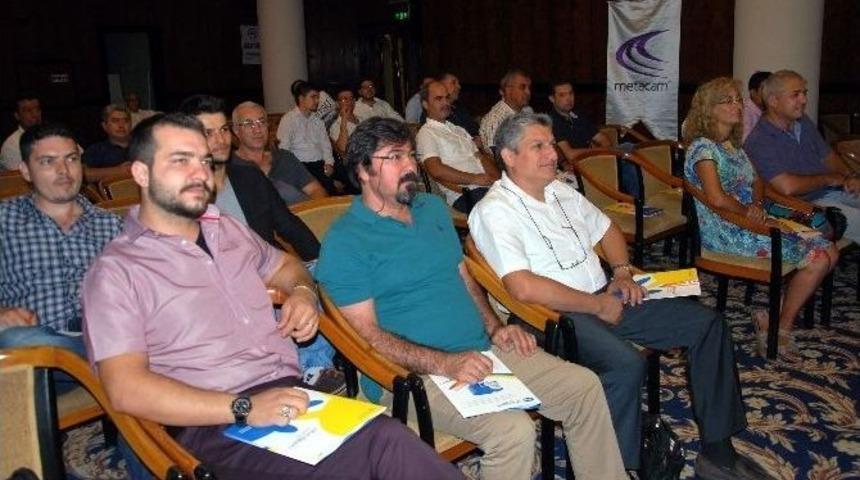 Aydınlı Veterinerlere Meme Enfeksiyonu Semineri