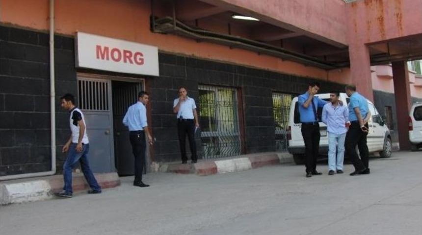 Şırnak&rsquo;ta Bir Erkek Cesedi Bulundu