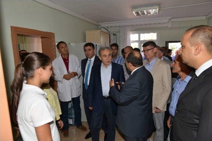 Vali Büyük Muhtarlarla Bir Araya Geldi G2