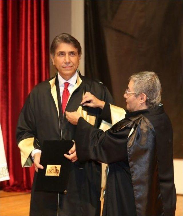 Fatih Belediye Başkanı Mustafa Demir’e Fahri Doktora