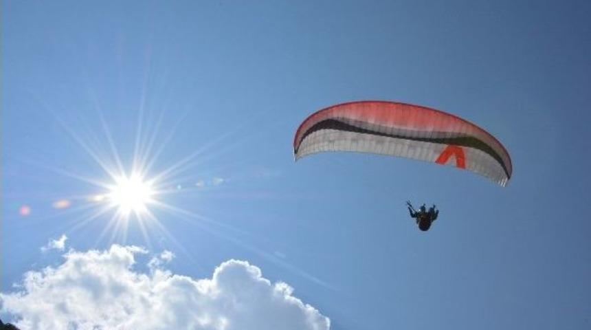 Aksaray&rsquo;da Yama&ccedil; Paraş&uuml;t&uuml; Şenliği