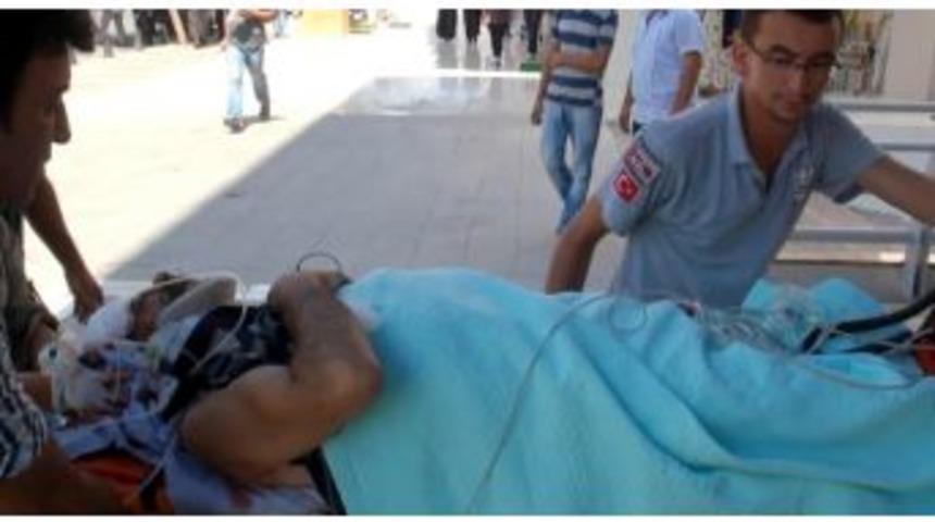 &Ccedil;i&ccedil;ekleri Sularken Balkondan D&uuml;şt&uuml;