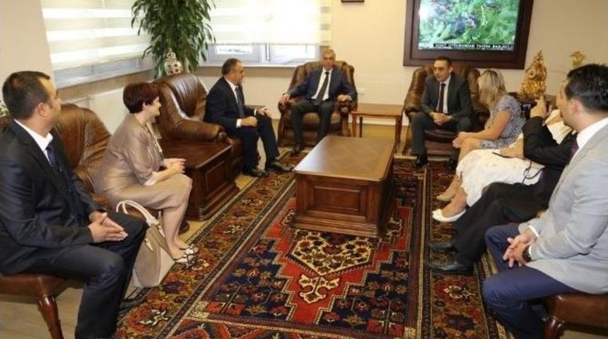 Polonyalı Heyetten Vali Ataklı’ya Ziyaret