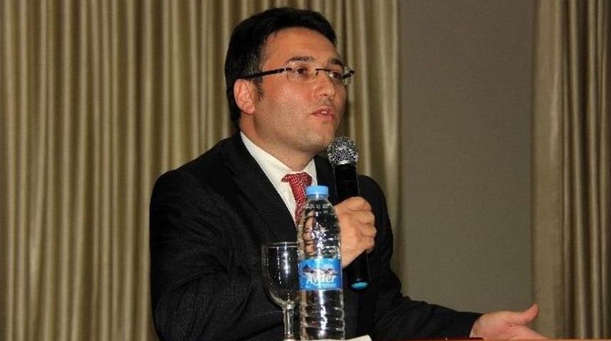 G&uuml;neysu Kaymakamına Veda Ediyor