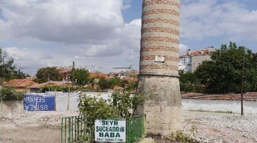 Şeyh Ş&uuml;caeddin Baba&rsquo;nın Kabri Ve &Ccedil;evresindeki Yapıların D&uuml;zenlemesi Yapılıyor