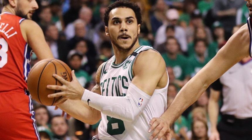 Shane Larkin, Anadolu Efes'te