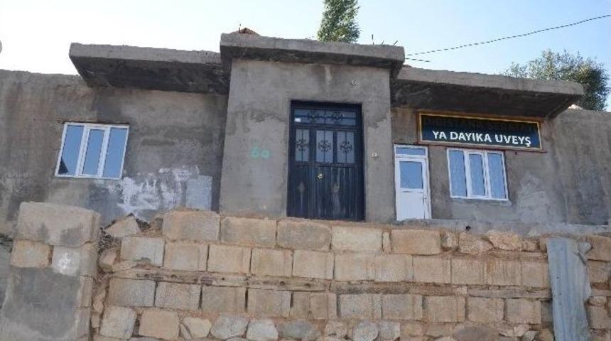 Y&uuml;ksekova&rsquo;daki Okulun M&uuml;hr&uuml; S&ouml;k&uuml;ld&uuml;