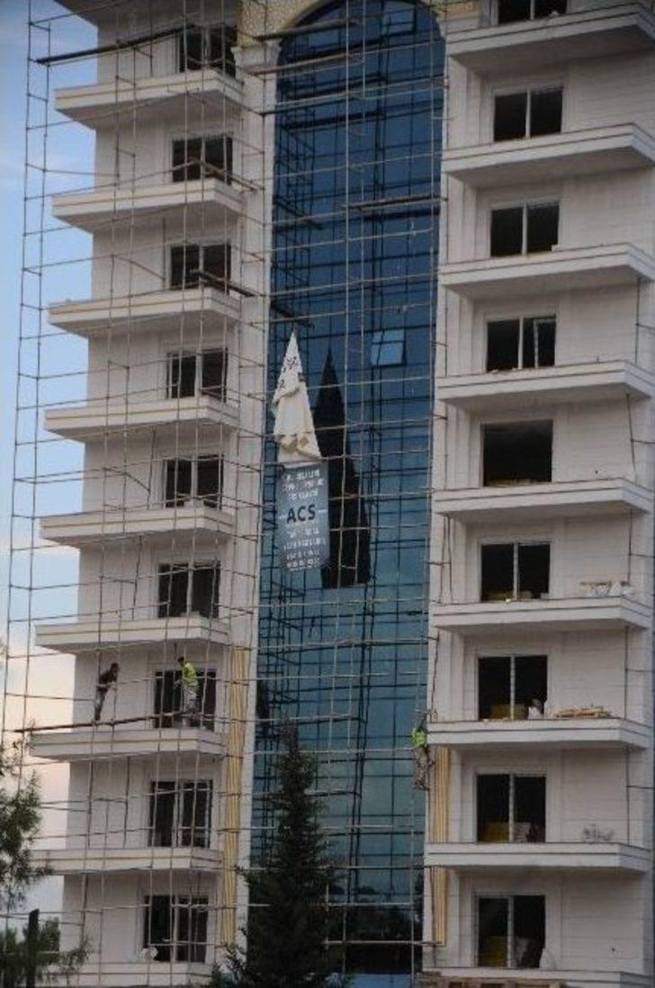 İnşaatlarda Tehlikeli İşçilik Devam Ediyor G2