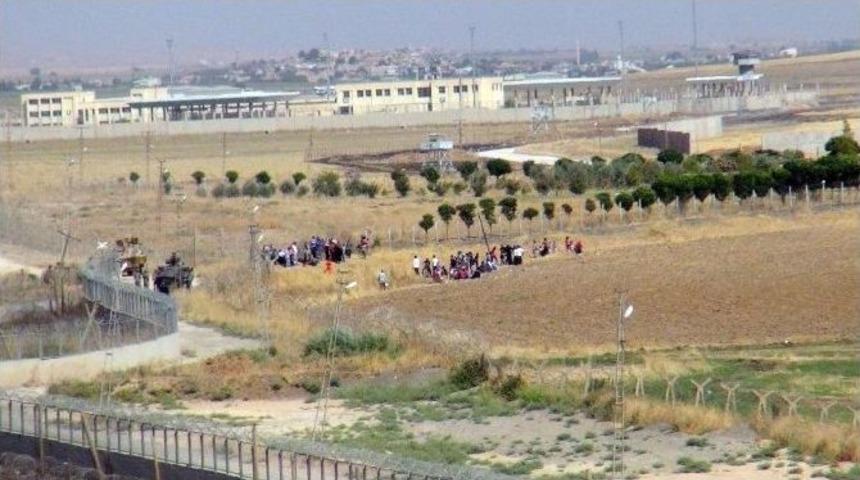 Işid Kamışlı&rsquo;ya Havan Topu Attı