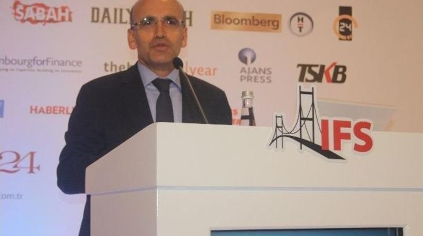 Maliye Bakanı Şimşek İstanbul Finans Zirvesinde Konuştu