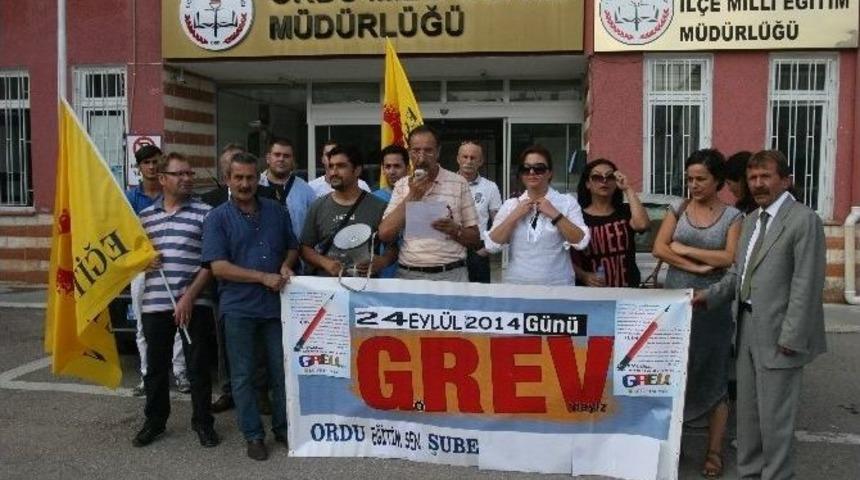 Eğitim-sen&rsquo;den &rsquo;grev&rsquo; &Ccedil;ağrısı