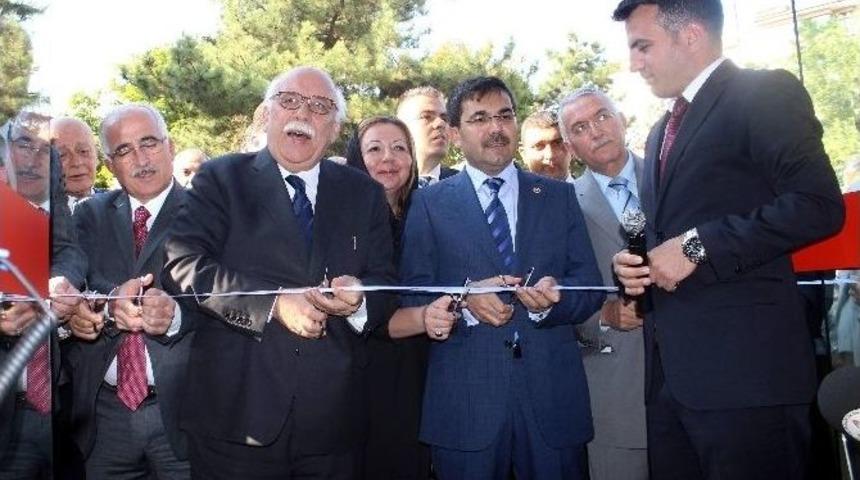 Bakan Avcı Eskişehir&rsquo;de Cami A&ccedil;ılışına Katıldı