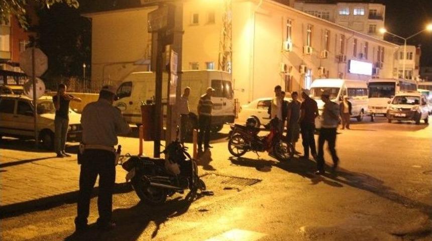 Sinop&rsquo;ta Motosiklet Kazası: 2 Yaralı