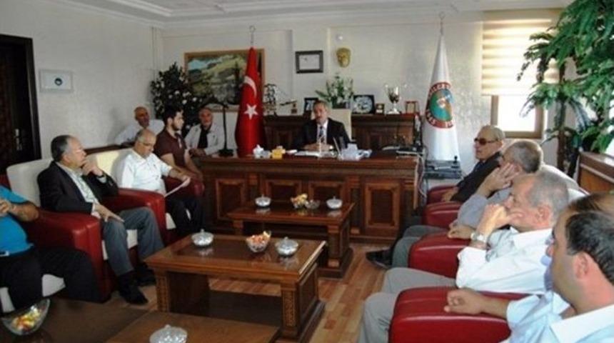 Başkan G&uuml;rsoy Siyasi Parti Temsilcileriyle Buluştu