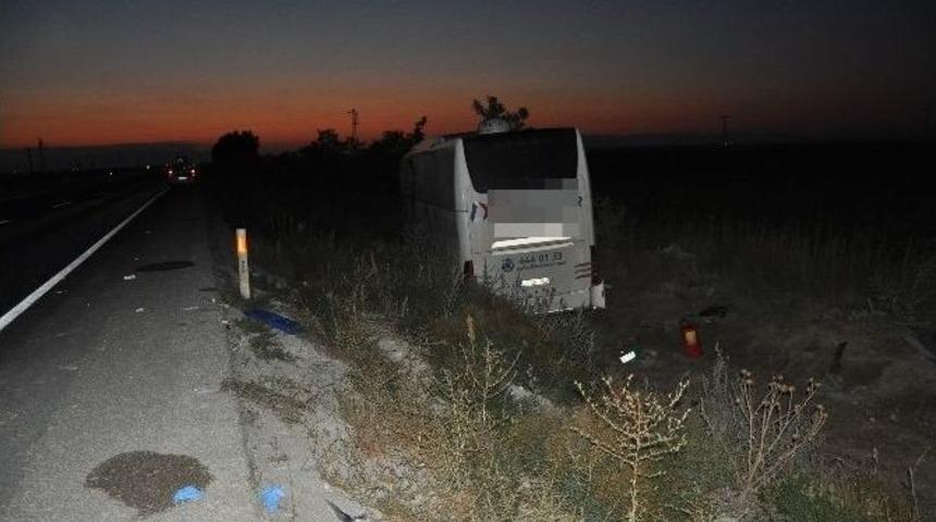 Konya’da Yolcu Otobüsü Kaza Yaptı: 22 Yaralı