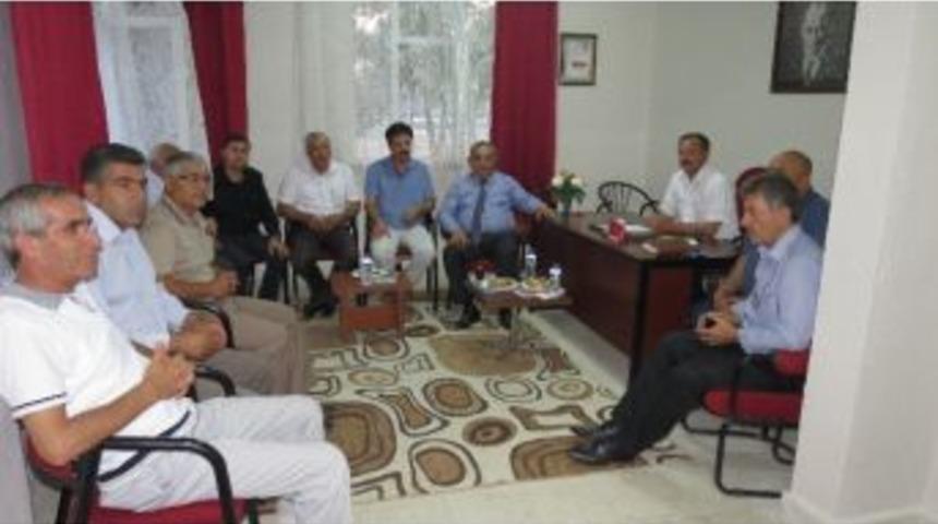 Hayırsever İşadamı Reşat Erdoğan, S&uuml;nnet Ettirdiği &Ccedil;ocukların Okul Masraflarınıda Karşılıyor