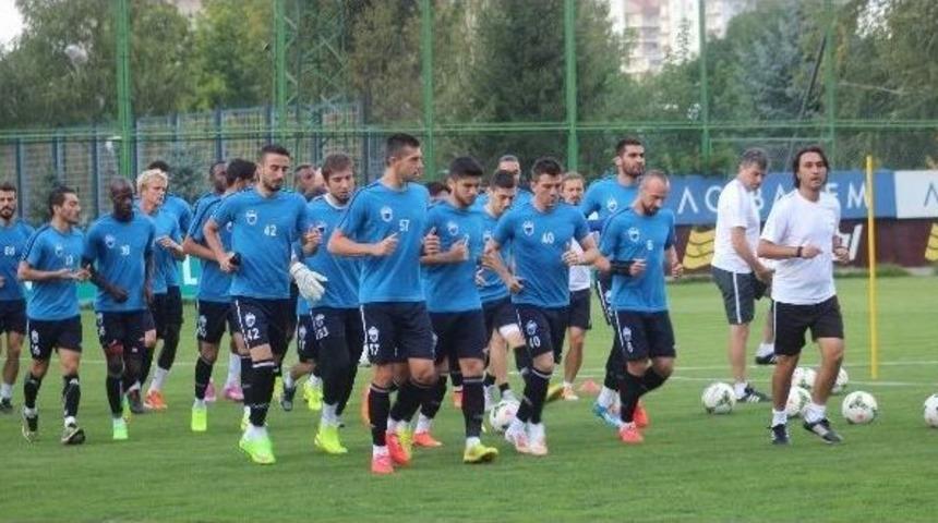 Erciyesspor, Aksihar Belediyespor&rsquo;a Bileniyor