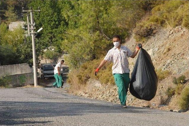 Fethiye’de Sahil Temizliği