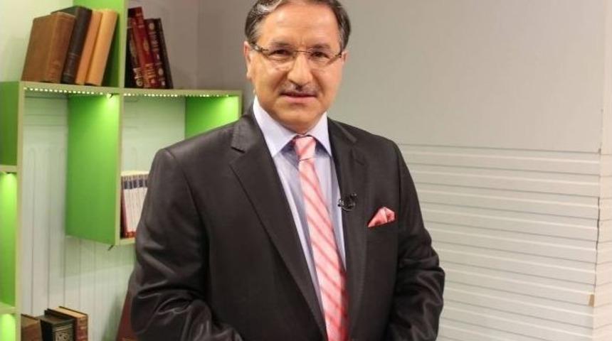 İlahiyat&ccedil;ı Karataş Kepez&rsquo;de Huzurlu Aileyi Anlatacak