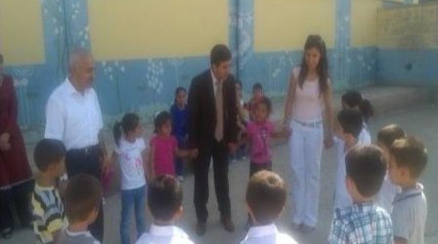 Kaymakam Nesim Babahanoğlu Okulları Denetledi