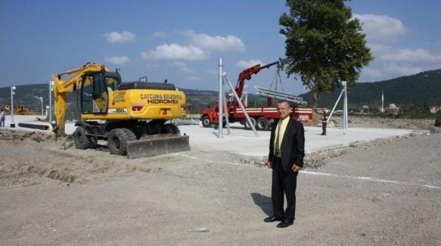 &Ccedil;aycuma&rsquo;da Yeni Kapalı Pazar Yeri &Ccedil;alışmaları Başladı