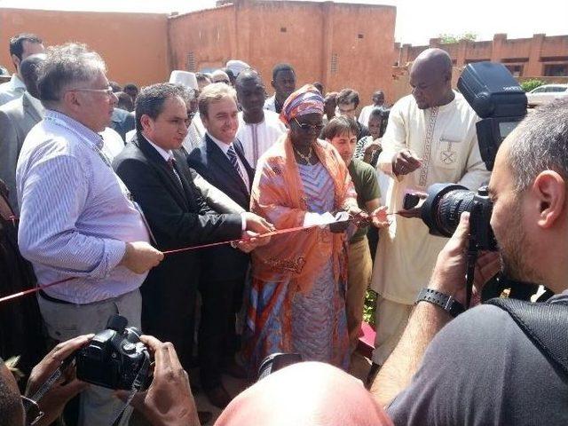 Milletvekili Vural Kavuncu Nijer’de Hastane Açılış Törenine Katıldı