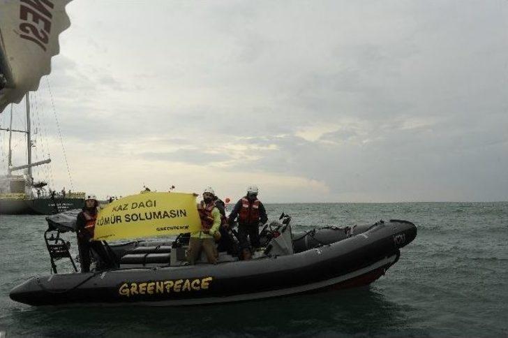 Greenpeace Gemisi Karabiga’da G1