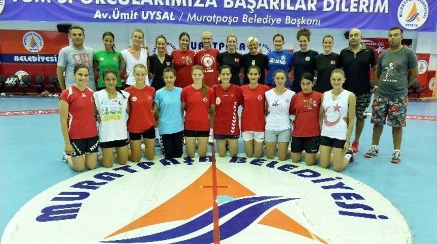 Paşa&rsquo;nın İlk Hedefi Kanarya