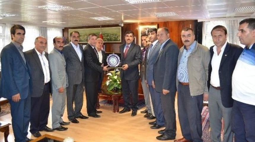 Muhtarlardan Başkan Asya’ya Teşekkür Ziyareti