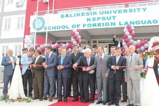 Kepsut Yabancı Diller Yüksekokulu Tören İle Açıldı 3