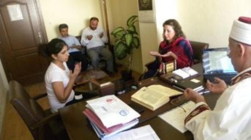 Rus Olga, Şehadet Getirerek M&uuml;sl&uuml;man Oldu