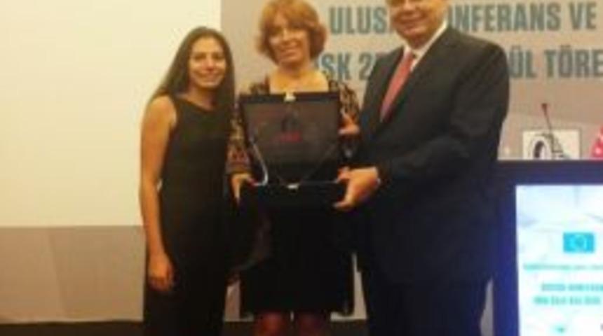 Tisk&rsquo;ten Borusan&rsquo;ın &ldquo;annemin İşi Benim Geleceğim&rdquo; Projesine &Ouml;d&uuml;l