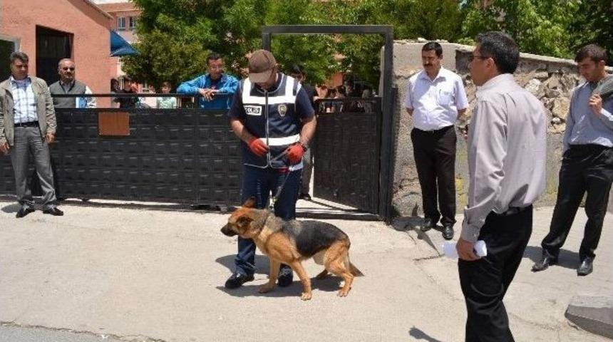 Emniyet Okul Önlerinde Güvenliği Sıklaştırdı