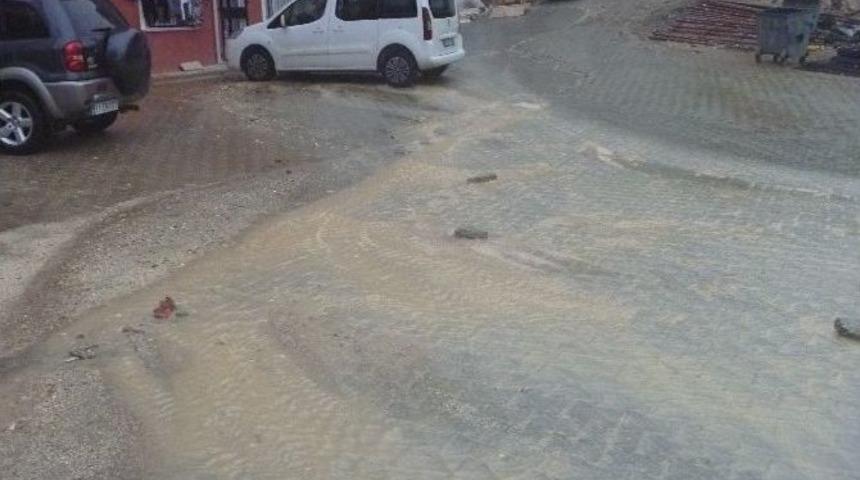 Bilecik&rsquo;te Sağanak Yağış Hayatı Olumsuz Etkiledi