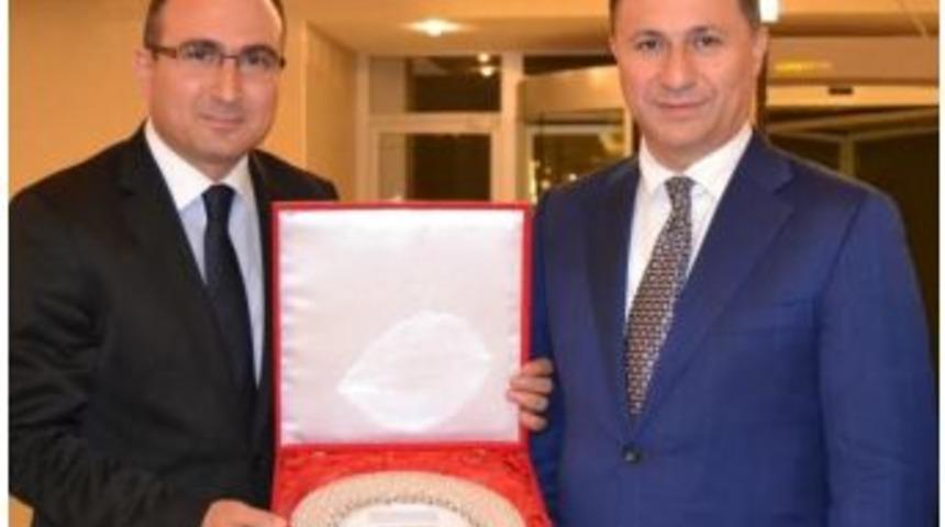 Ekoavrasya&rsquo;dan Makedonya Başbakanı Gruevski&rsquo;ye Ş&uuml;kran Plaketi
