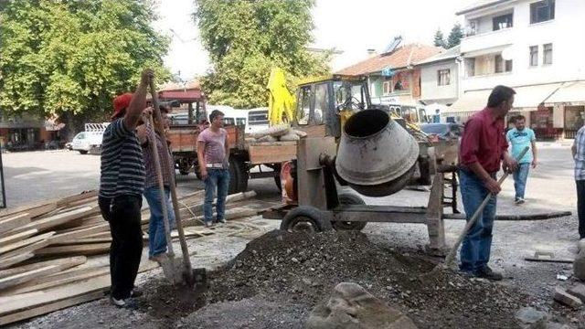 Hasankadı Belediyesi Şelale Yaptırıyor