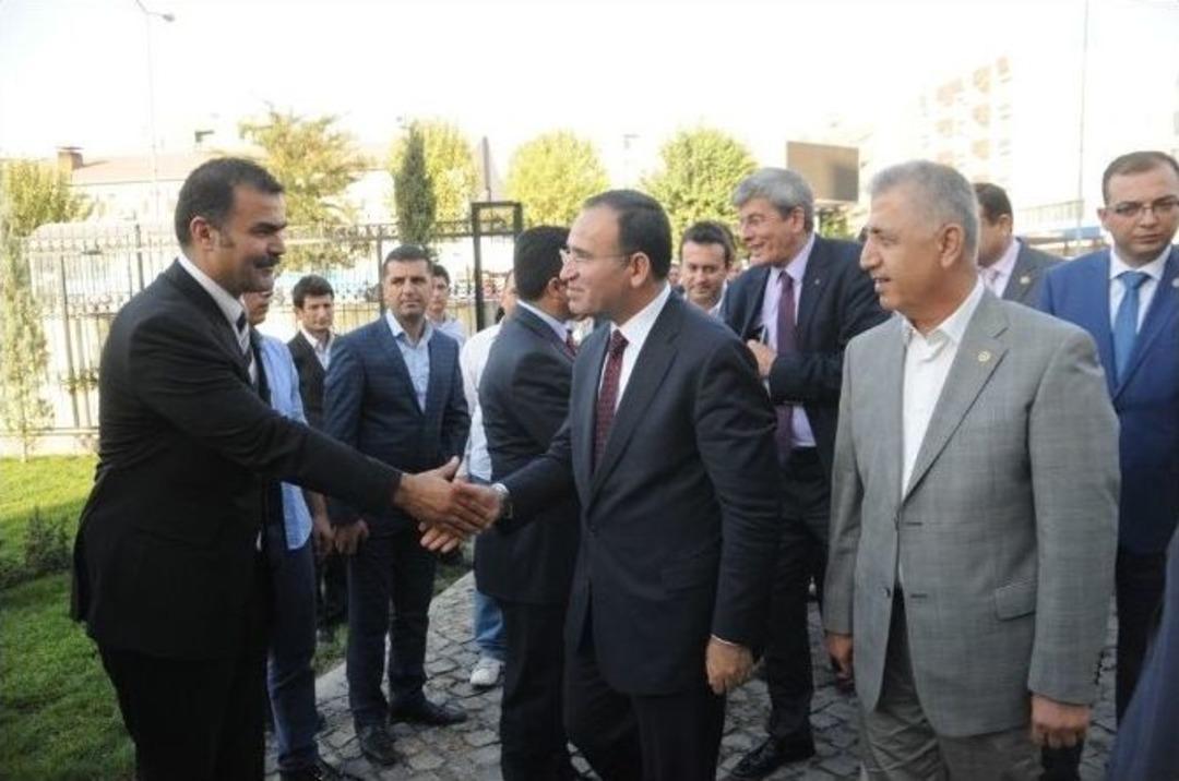 Adalet Bakanı Bozdağ Cizre&rsquo;de